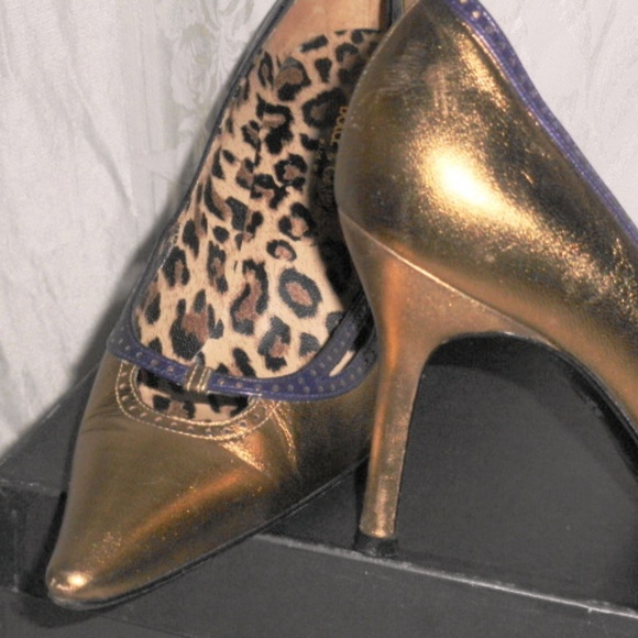 DOLCE & GABBANA Bronze Pointy Toe Pumps 38 8 - Picture 5 of 6